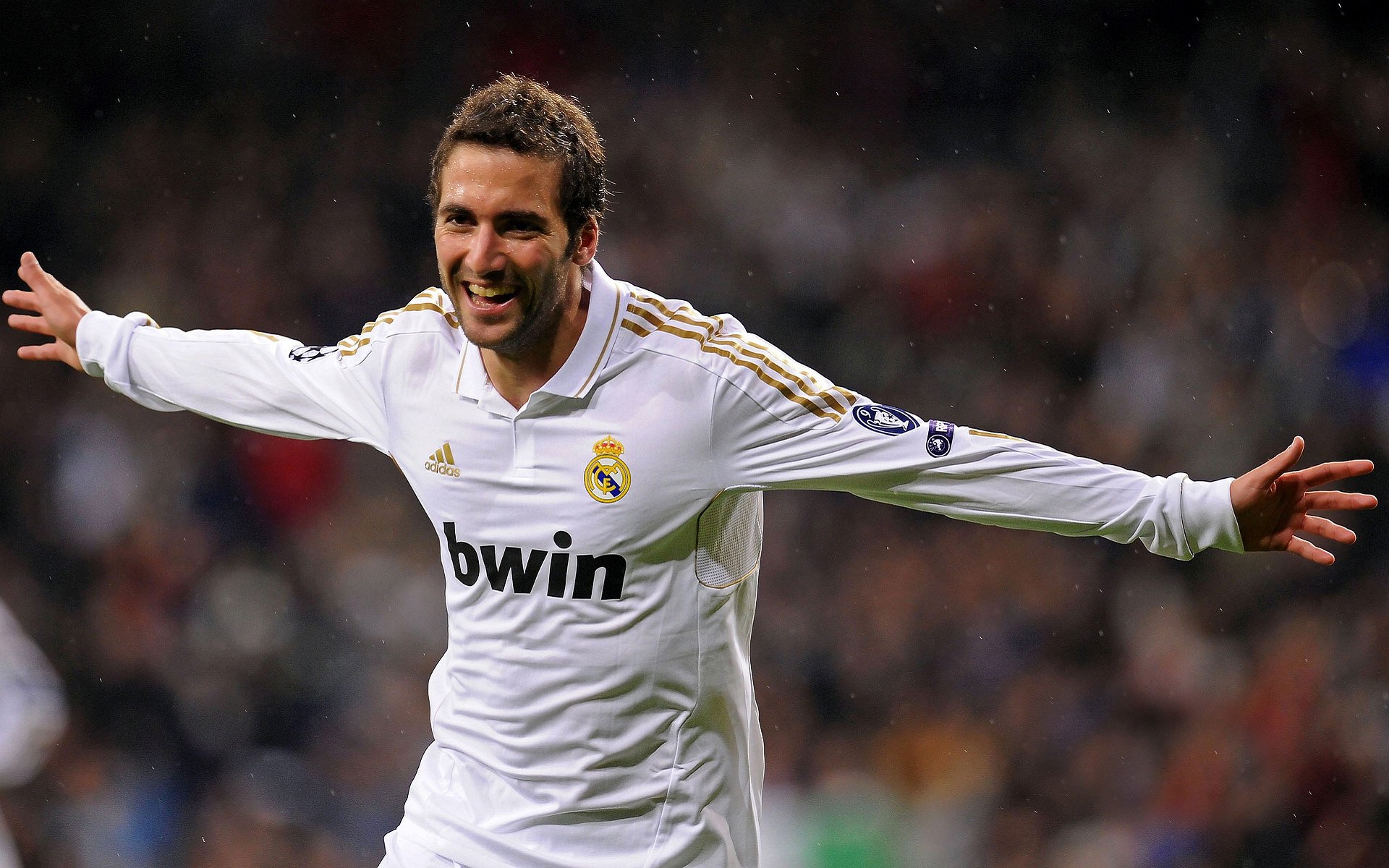 亚冠联赛激战正酣 中超球队全力冲击八强席位